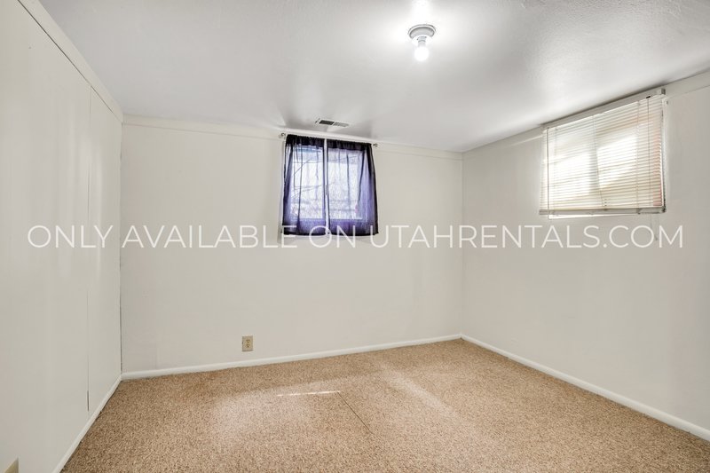 Charming & Bright 2-Bedroom Basement Apartment property image