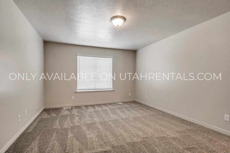 Beautiful New Townhome for Rent property image