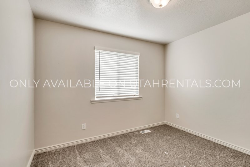 Beautiful New Townhome for Rent property image