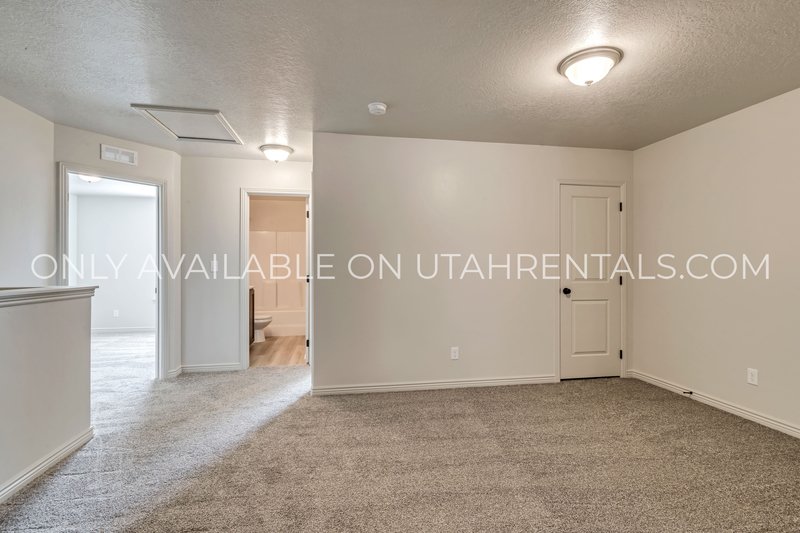 Beautiful New Townhome for Rent property image