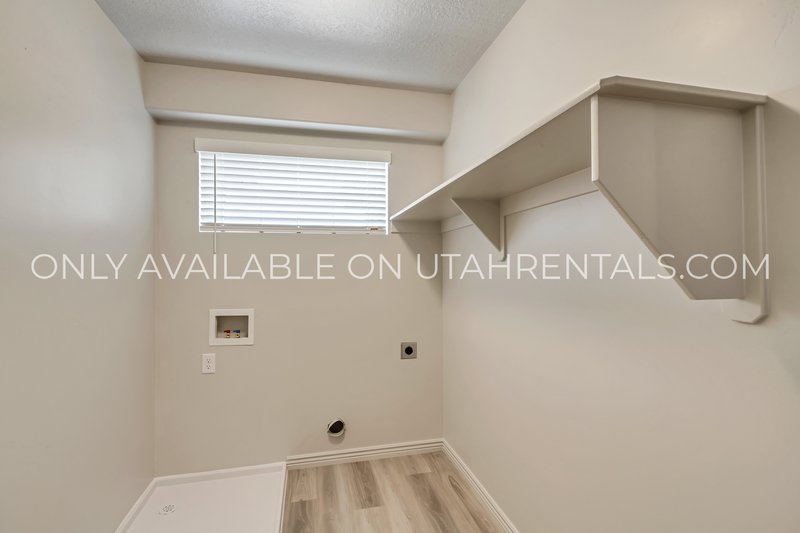 Beautiful New Townhome for Rent property image