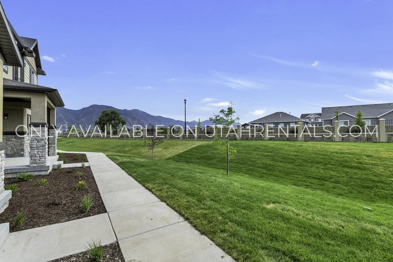 Beautiful New Townhome for Rent property image