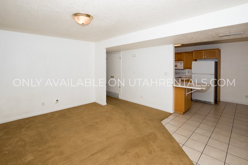 Bright and Spacious 3-Bedroom Condo property image