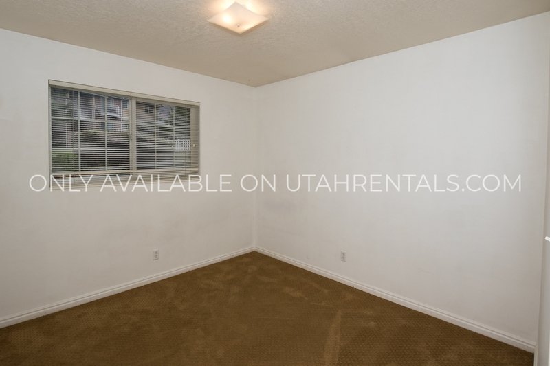 Bright and Spacious 3-Bedroom Condo property image