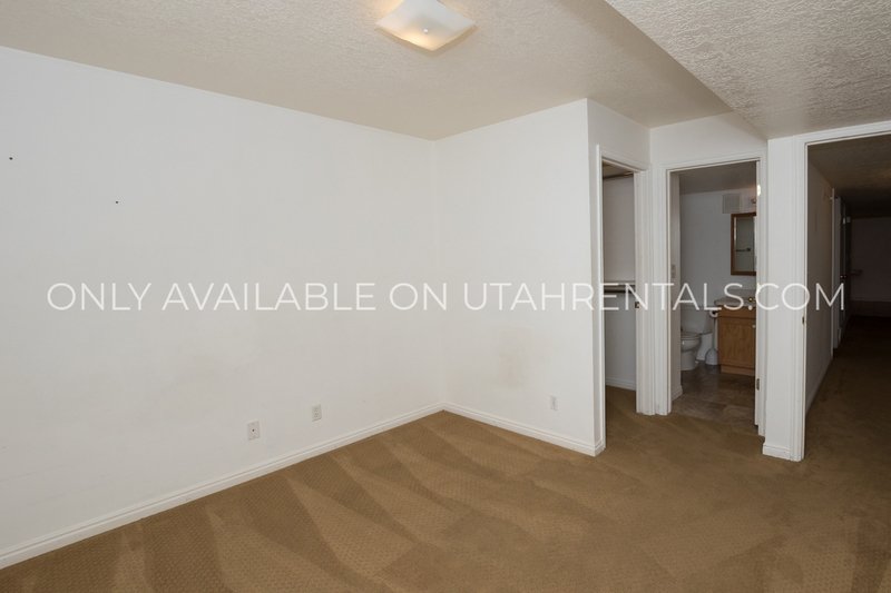 Bright and Spacious 3-Bedroom Condo property image