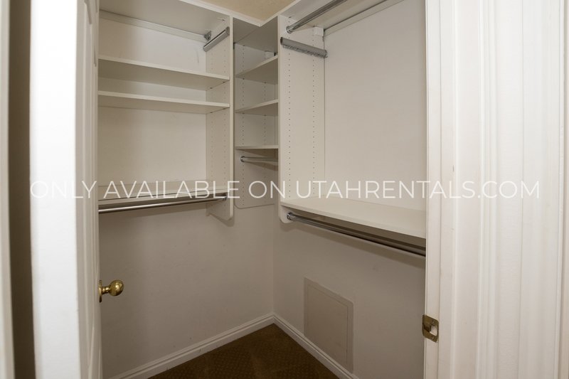 Bright and Spacious 3-Bedroom Condo property image