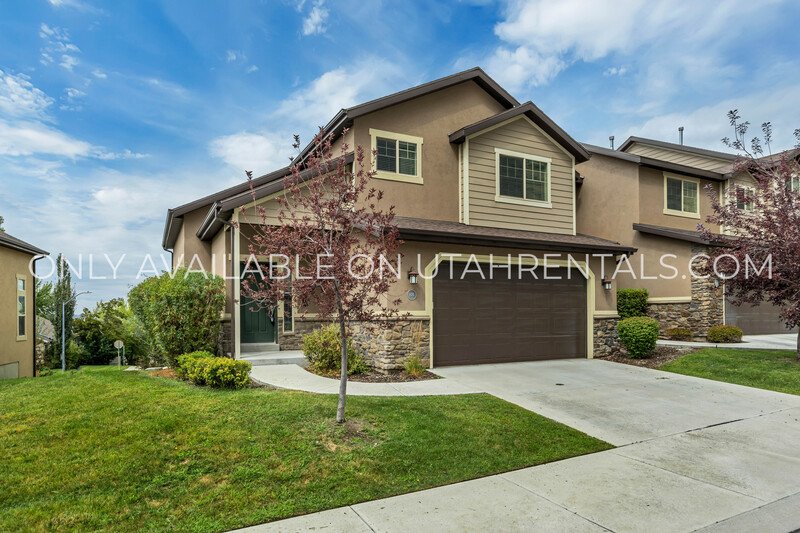 Large 4 Bedroom Town Home on Provo's South East Bench property image