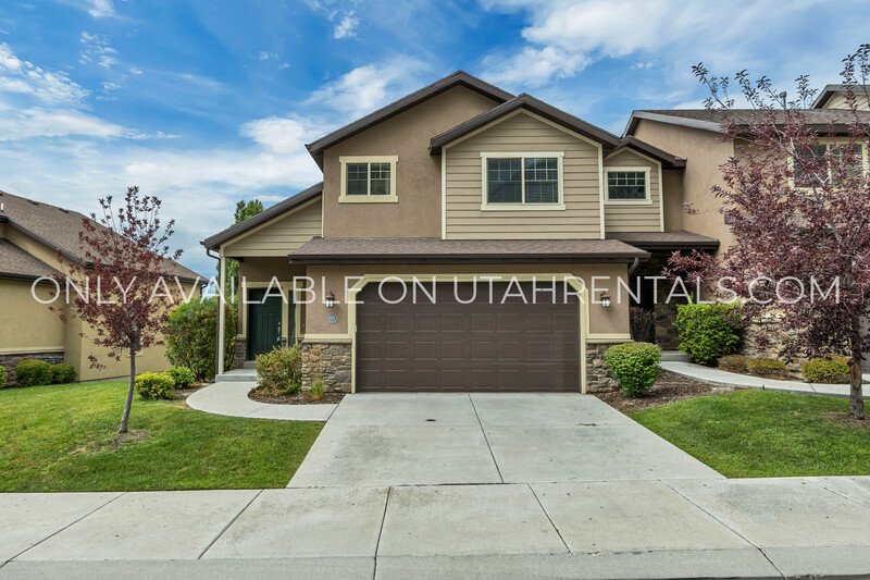 Large 4 Bedroom Town Home on Provo's South East Bench property image