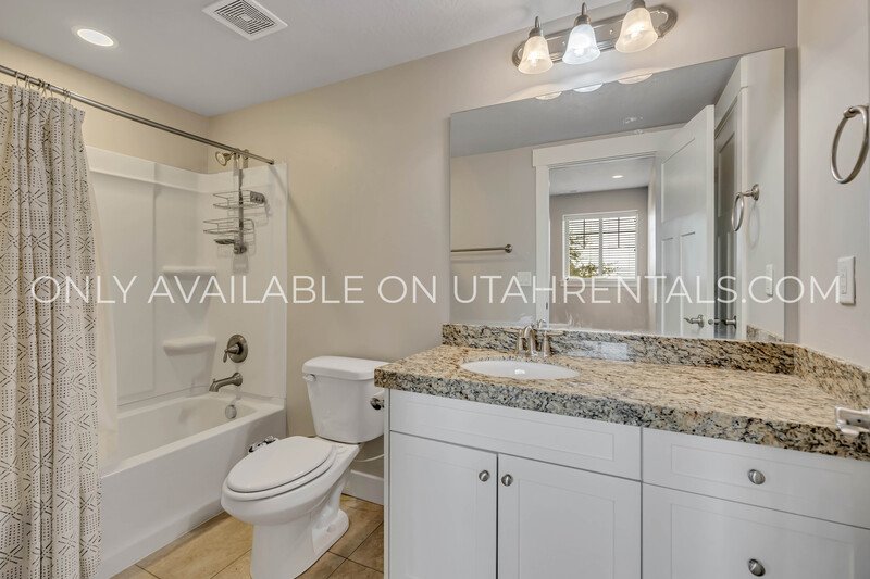 Large 4 Bedroom Town Home on Provo's South East Bench property image