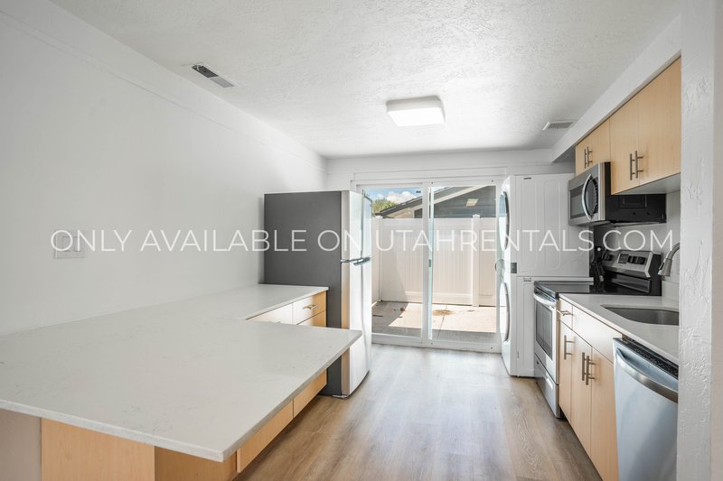 Pet Friendly and Remodeled 2 Bed 1 Bath property image