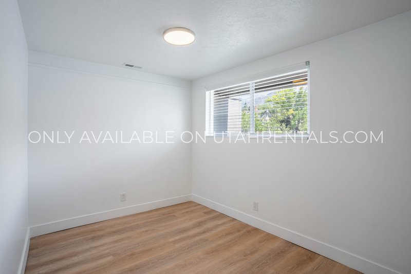 Pet Friendly and Remodeled 2 Bed 1 Bath property image