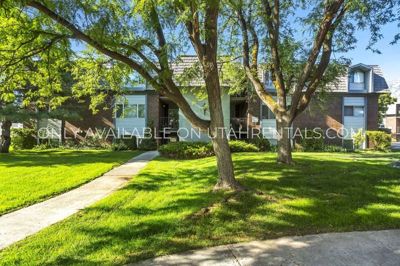 Willowbrook Condo for Rent - By the Bed property image