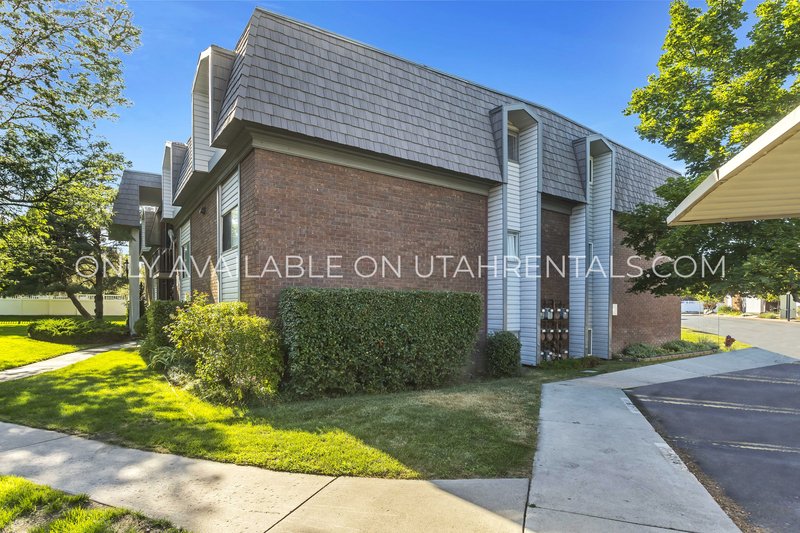 Willowbrook Condo for Rent - By the Bed property image