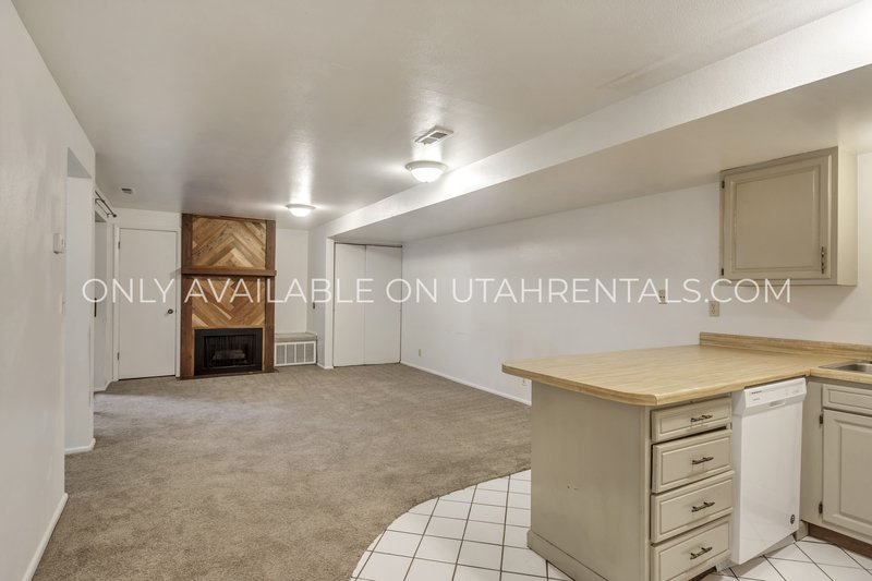 Willowbrook Condo for Rent - By the Bed property image