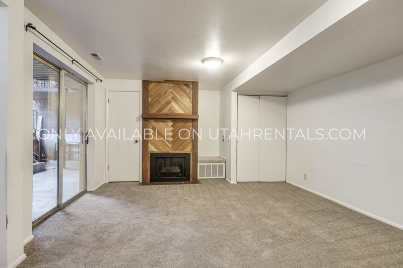 Willowbrook Condo for Rent - By the Bed property image