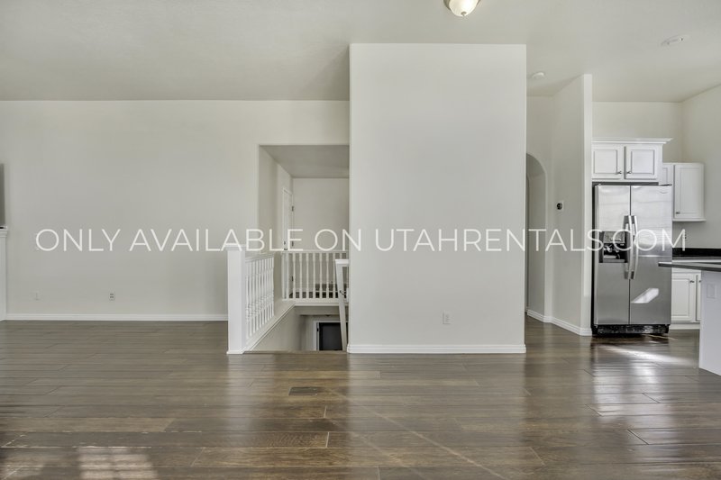Silicon Slopes 5 bed 3 bath home property image