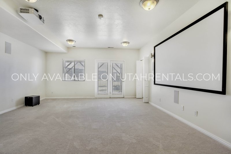 Silicon Slopes 5 bed 3 bath home property image