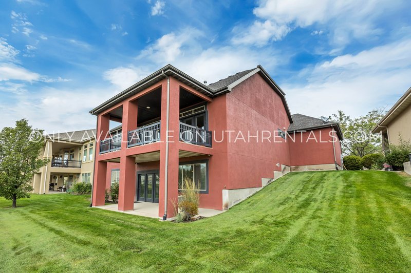 Gorgeous 4 Bedroom - Overlooking Thanksgiving Point Golf Course property image