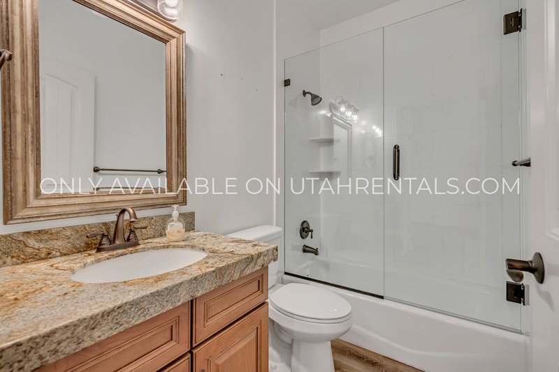 Gorgeous 4 Bedroom - Overlooking Thanksgiving Point Golf Course property image