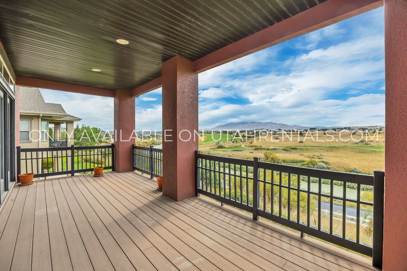 Gorgeous 4 Bedroom - Overlooking Thanksgiving Point Golf Course property image