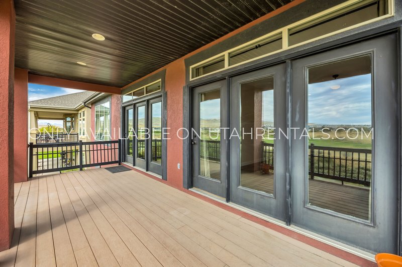 Gorgeous 4 Bedroom - Overlooking Thanksgiving Point Golf Course property image