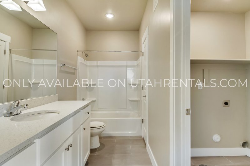 Heber Village on 12th Condo – 3bd, 2 ba property image