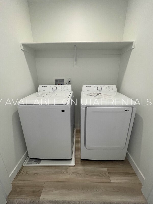 Price Lowered for Quick Move-In property image