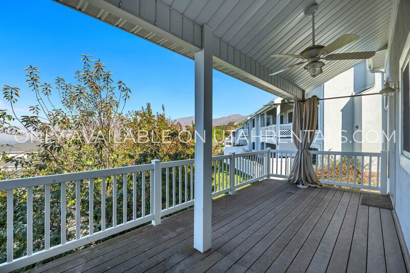 Move in Special !! Luxury Bountiful Bench Home with Spectacular Views and Vaulted Ceilings property image