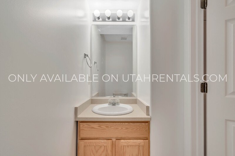 Beautiful Home in South Provo property image
