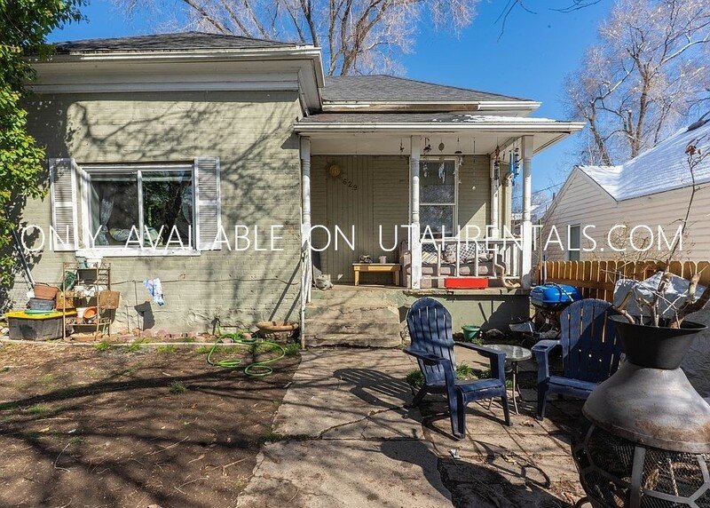 Charming Downtown Duplex property image