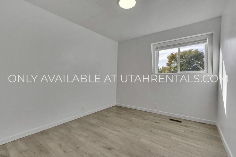 Modern 3-Bedroom Duplex in the Heart of Orem property image