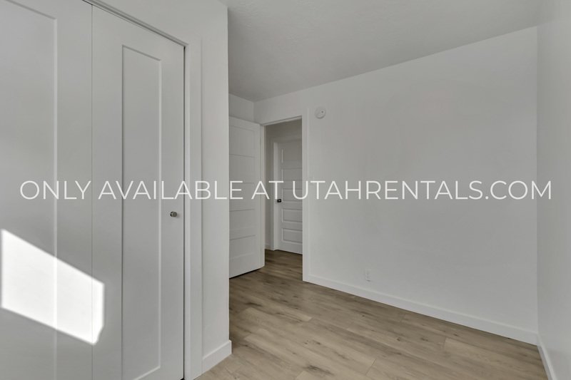 Modern 3-Bedroom Duplex in the Heart of Orem property image