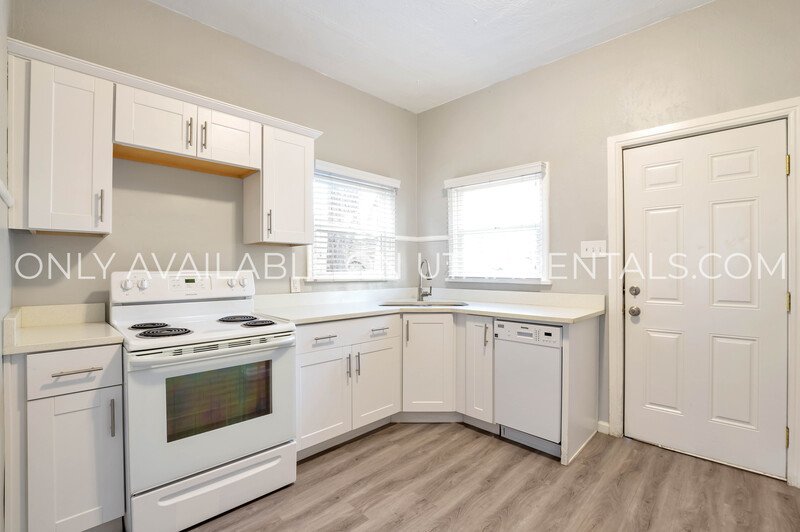 Spacious Beautiful 1 Bedroom 1.5 Bath Apartment!!! property image