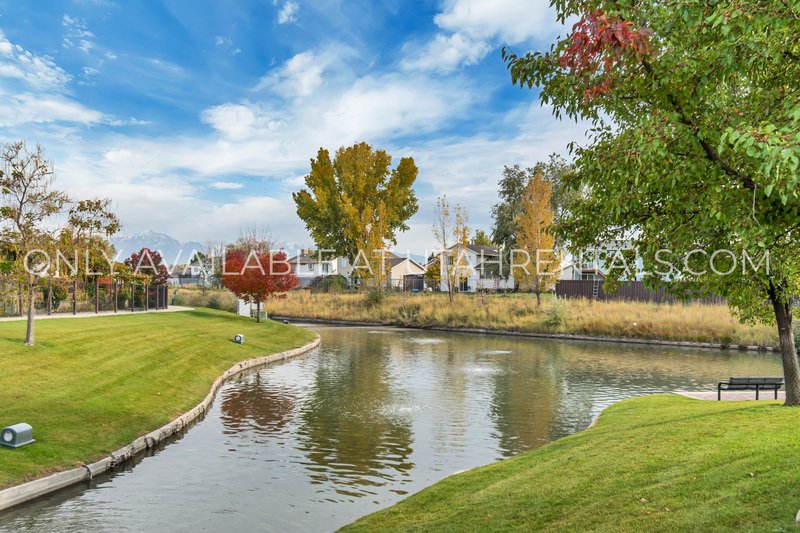Amazing two bedroom basement apartment! property image