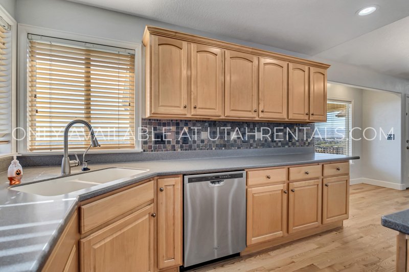 Spacious 7-Bed Cedar Hills Home with Valley Views & Basketball Court property image