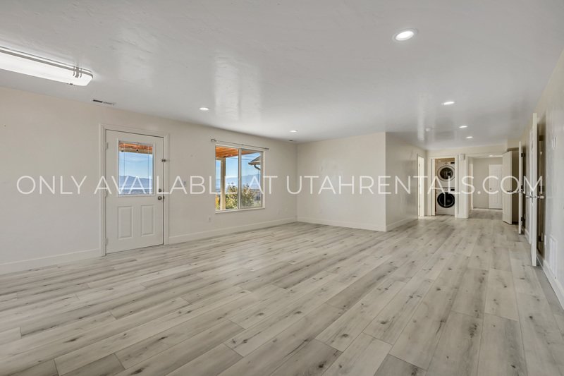 Spacious 7-Bed Cedar Hills Home with Valley Views & Basketball Court property image