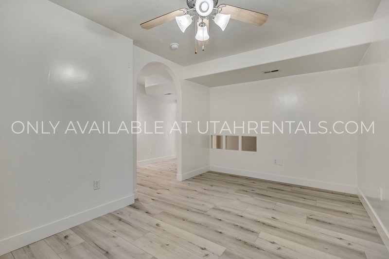 Spacious 7-Bed Cedar Hills Home with Valley Views & Basketball Court property image