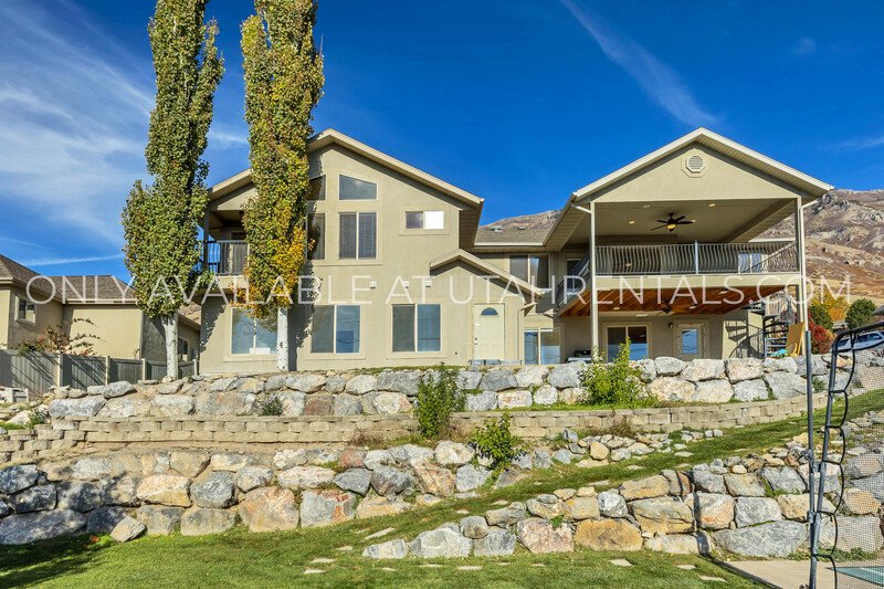 Spacious 7-Bed Cedar Hills Home with Valley Views & Basketball Court property image