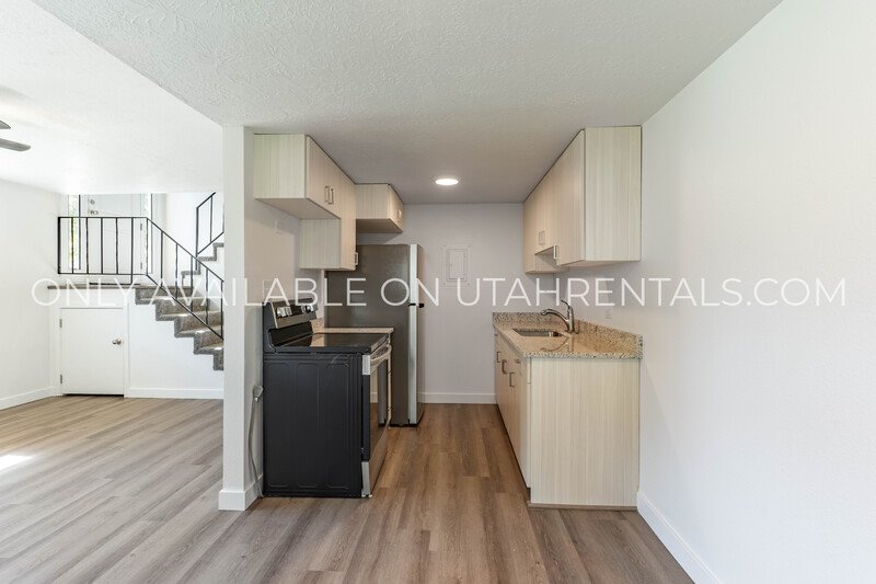 Spacious 2-Bedroom Homes near UVU, BYU & University Place! property image
