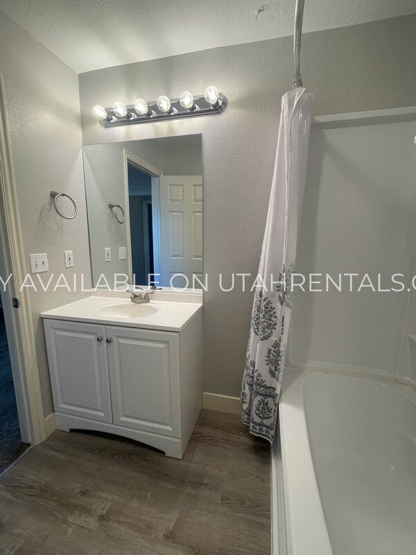 Spacious 3-Bed Pleasant Grove Apartment property image