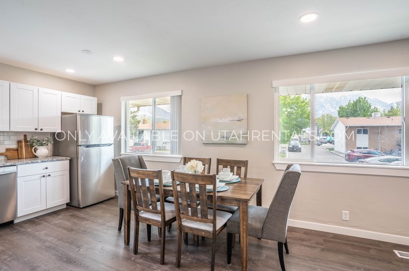 Newly Renovated 2-Bedroom Apartment! property image