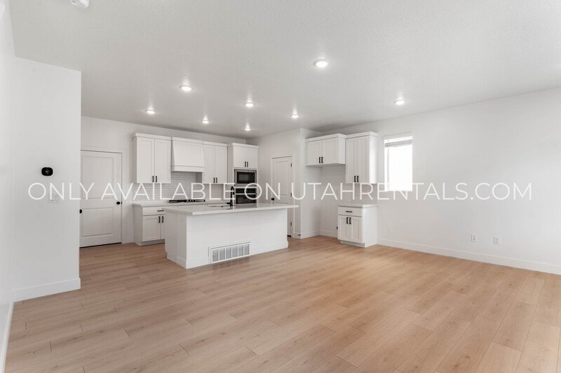 Beautiful Mapleton Townhouse property image