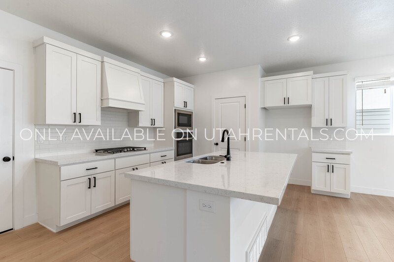 Beautiful Mapleton Townhouse property image