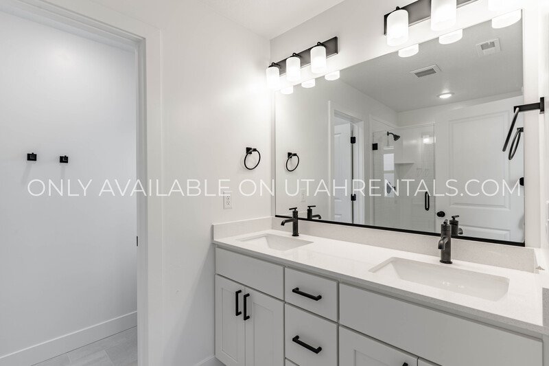 Beautiful Mapleton Townhouse property image