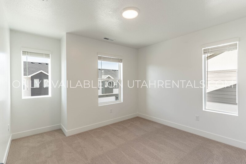 Beautiful Mapleton Townhouse property image