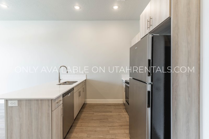 Beautiful 1-bedroom in historic Midvale downtown! property image