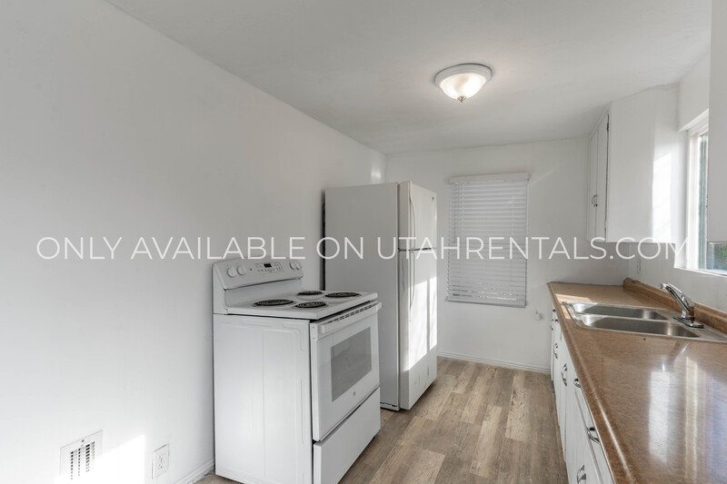 Recently Renovated 2 Bed / 1 Bath Apartment Near Payson Main Street property image