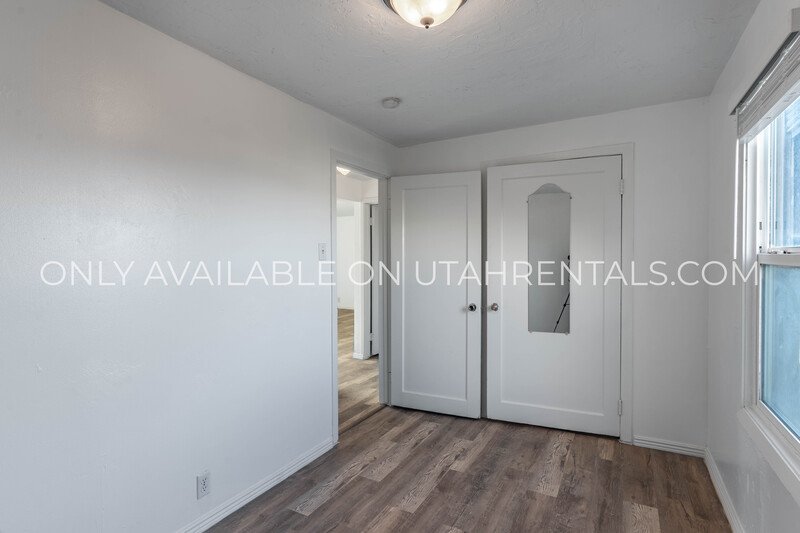 Recently Renovated 2 Bed / 1 Bath Apartment Near Payson Main Street property image
