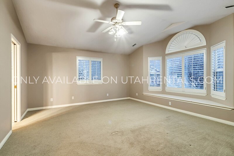 Beautiful, Spacious 5 bedroom home in Draper! property image