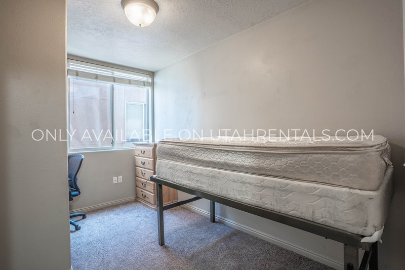 4 Furnished Private Bedrooms at Lanai L2 property image